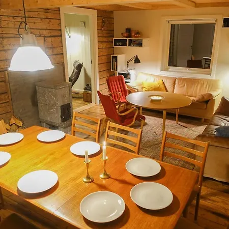 Photographed House In Vakantiehuis Reine
