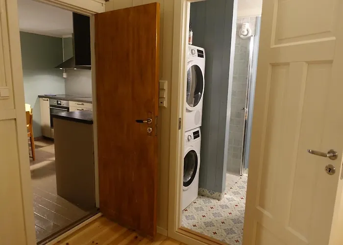 Photographed House In * Reine